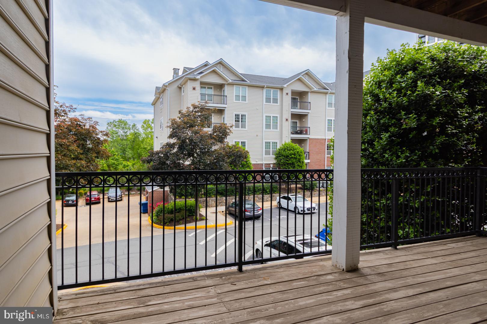 GATES OF MCLEAN - Residential