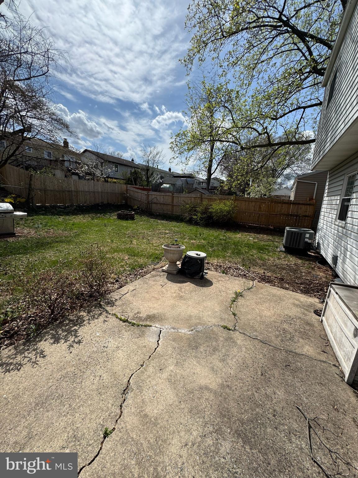 HILLCREST ORCHARDS - Residential