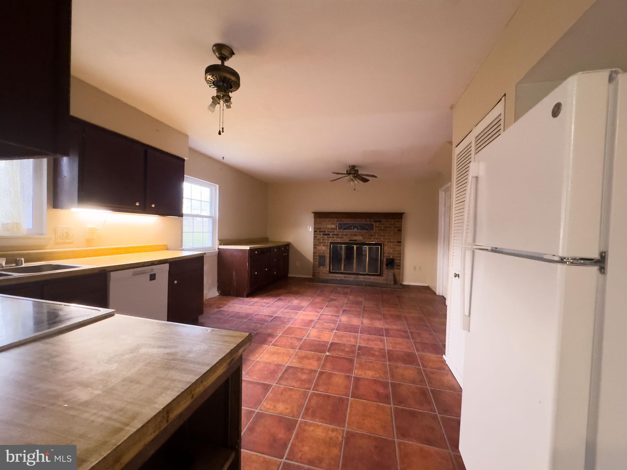 HILLCREST ORCHARDS - Residential