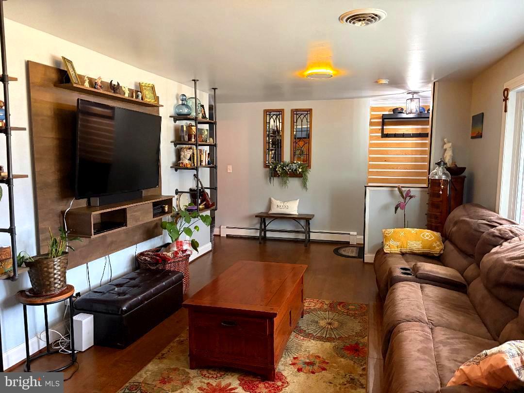 PLEASANT HILLS - Residential