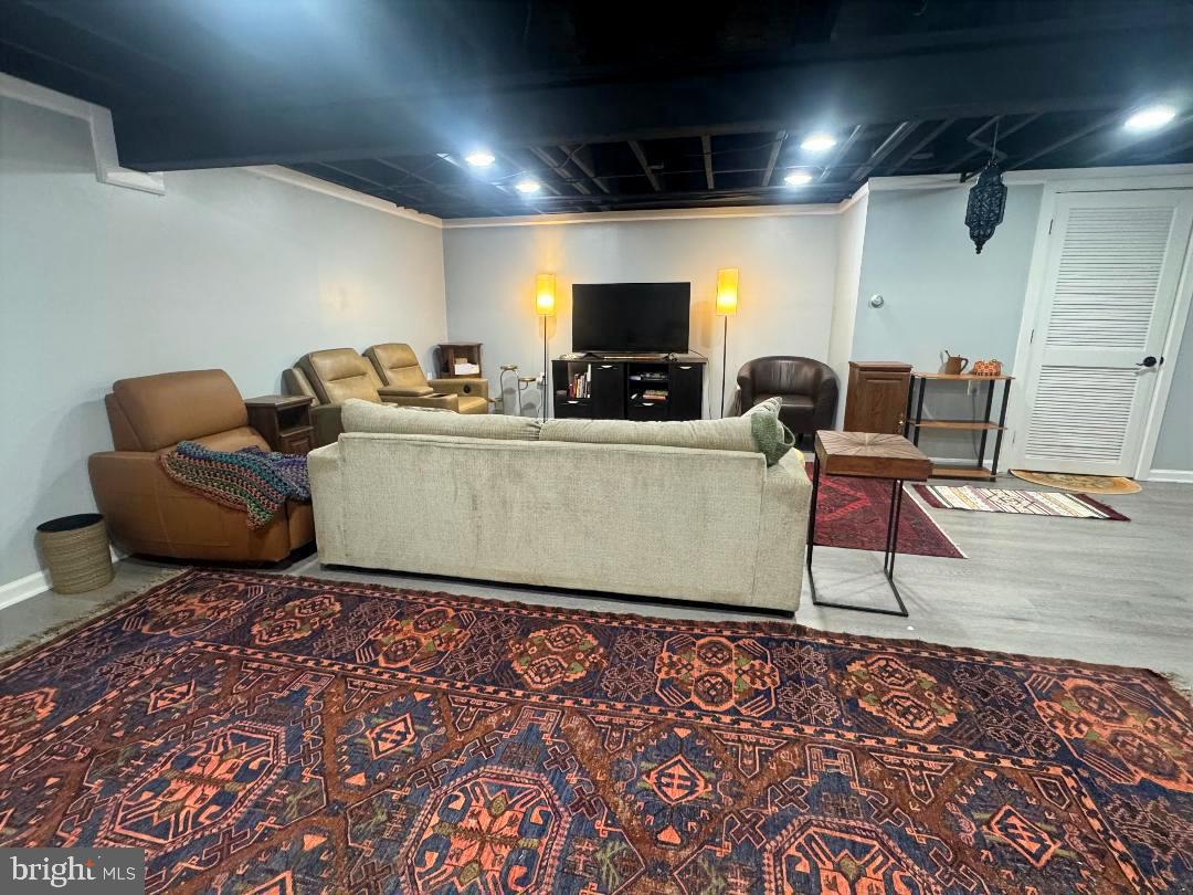 PLEASANT HILLS - Residential