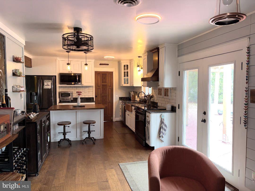 PLEASANT HILLS - Residential