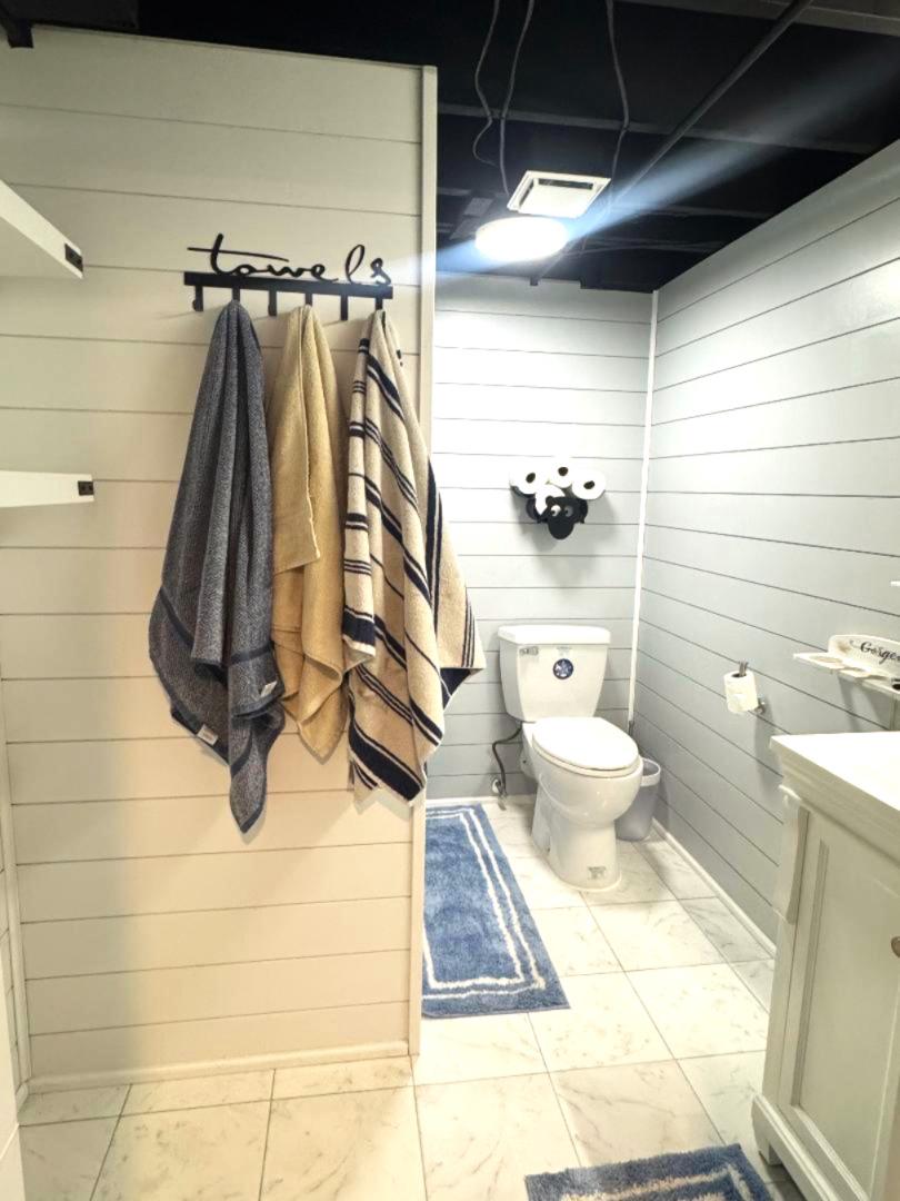 PLEASANT HILLS - Residential