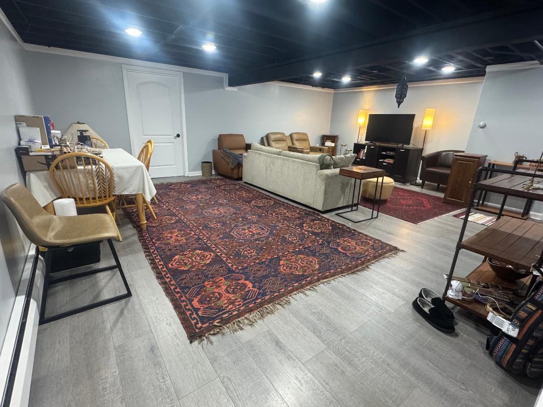 PLEASANT HILLS - Residential