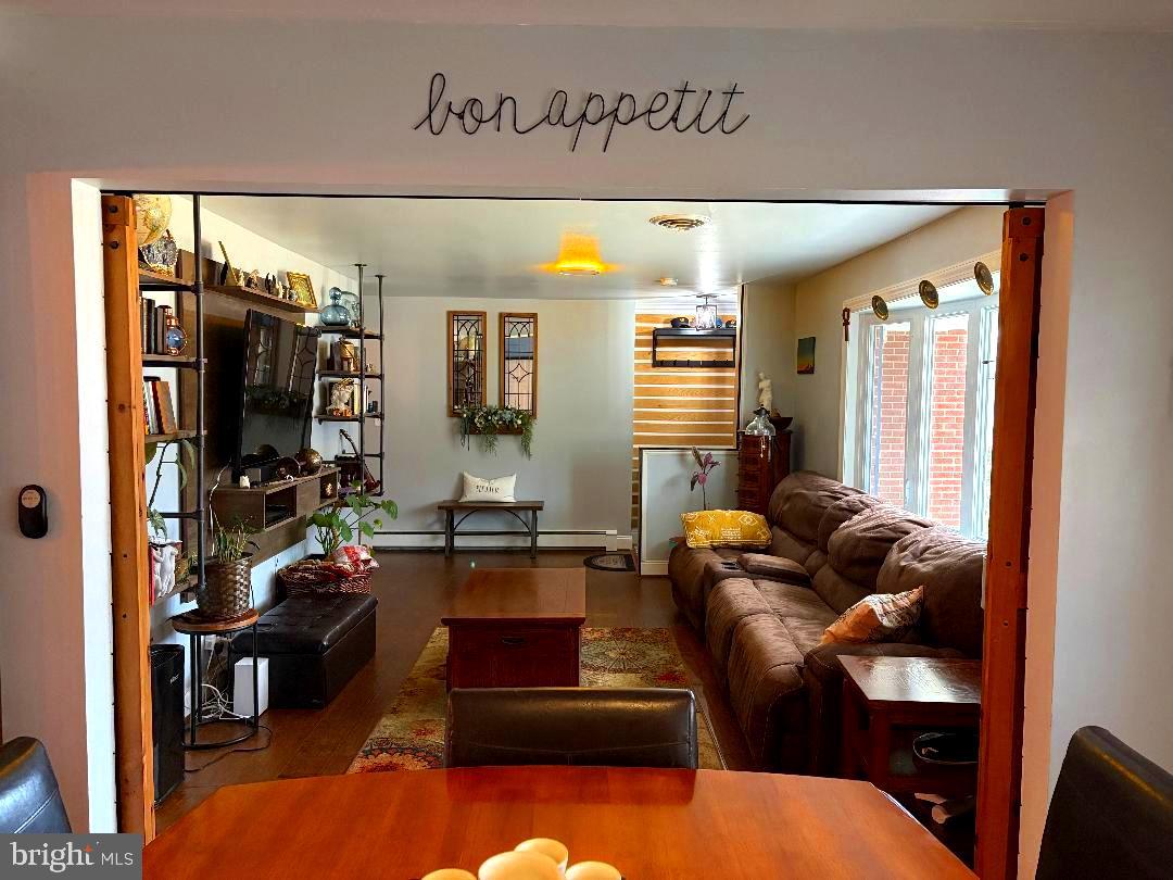 PLEASANT HILLS - Residential