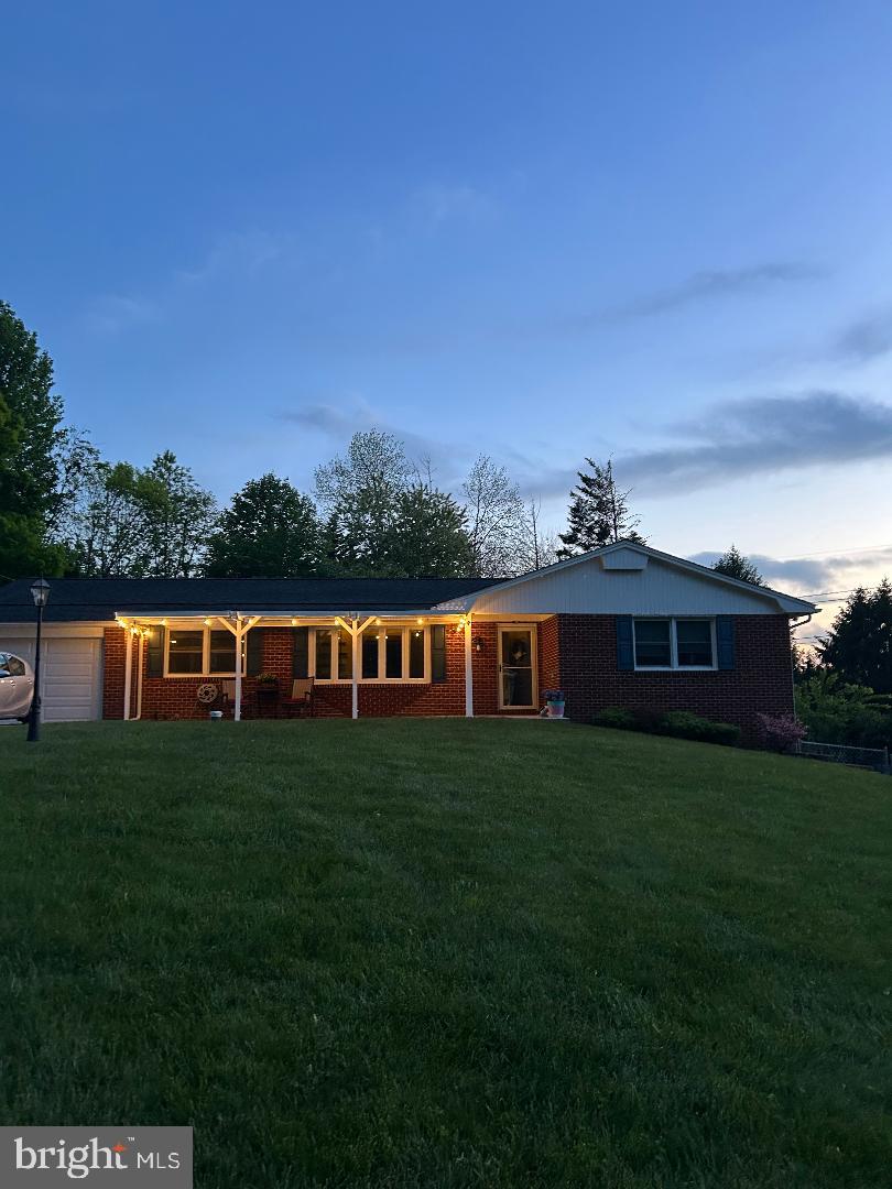 PLEASANT HILLS - Residential