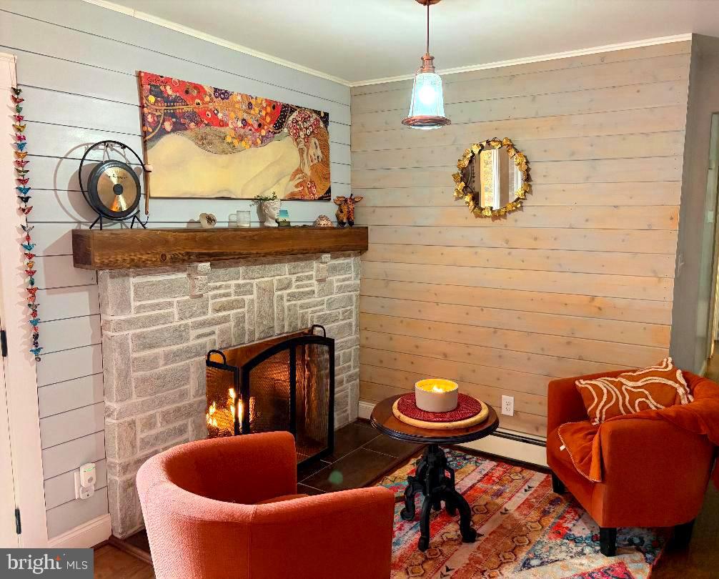 PLEASANT HILLS - Residential