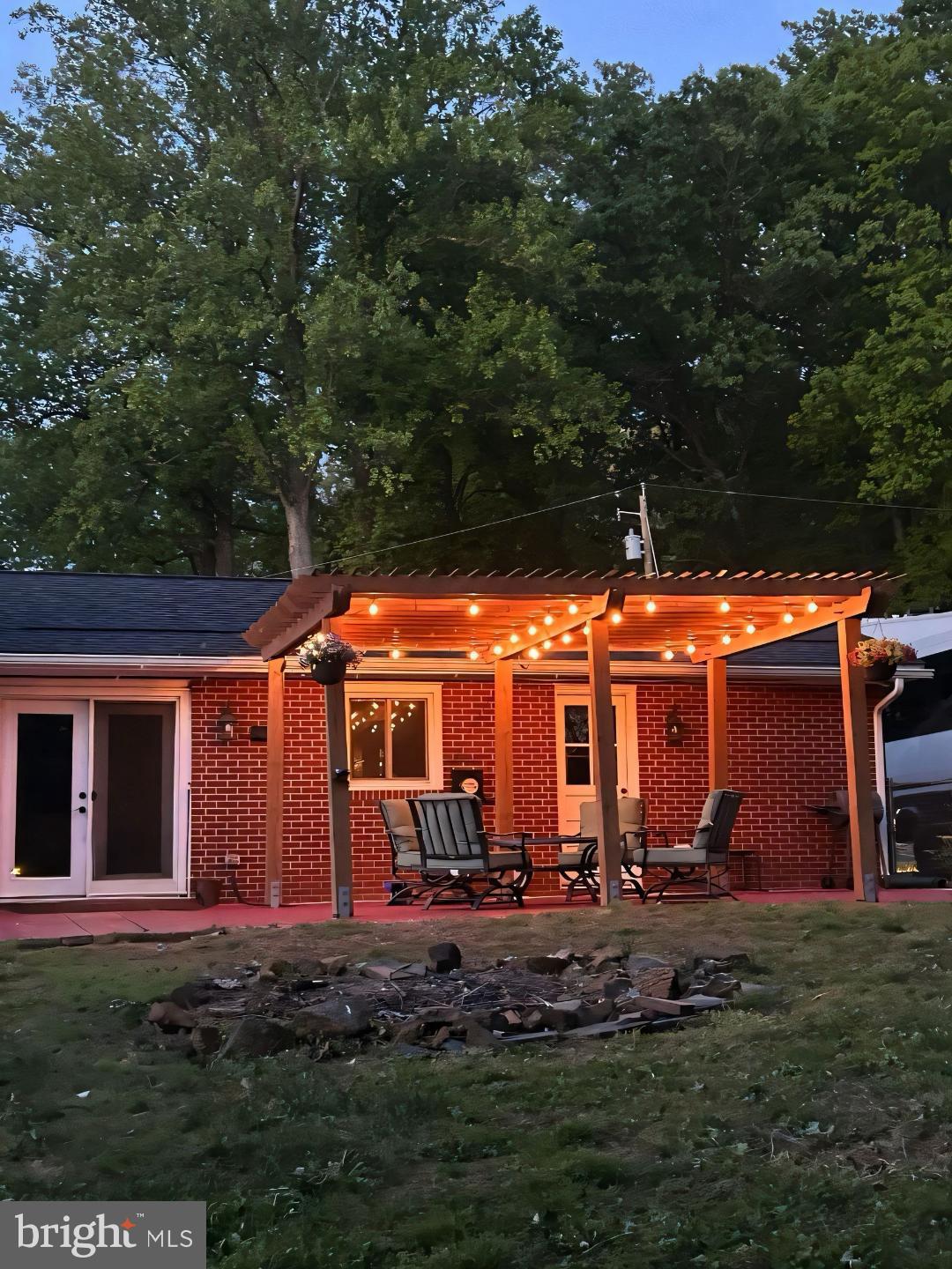 PLEASANT HILLS - Residential