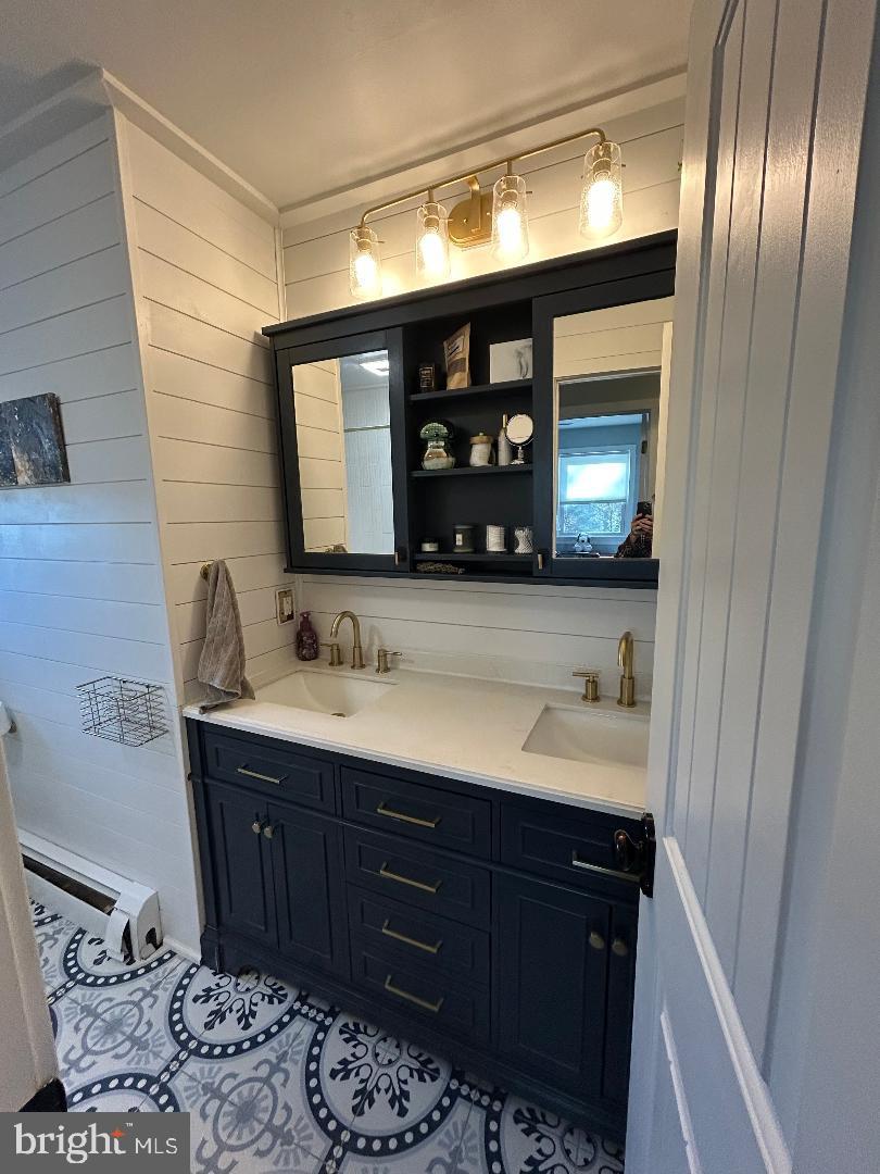 PLEASANT HILLS - Residential