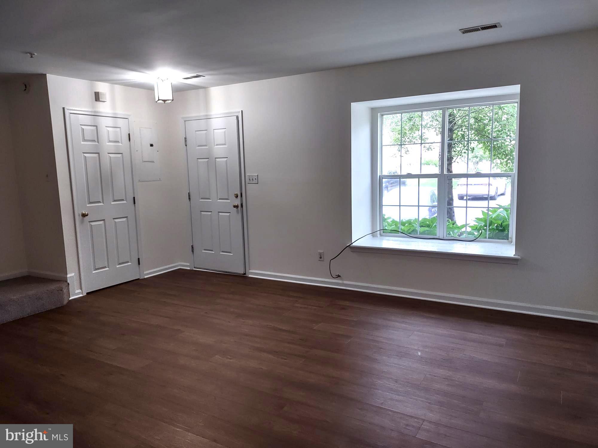 34 CHARTWELL COURT