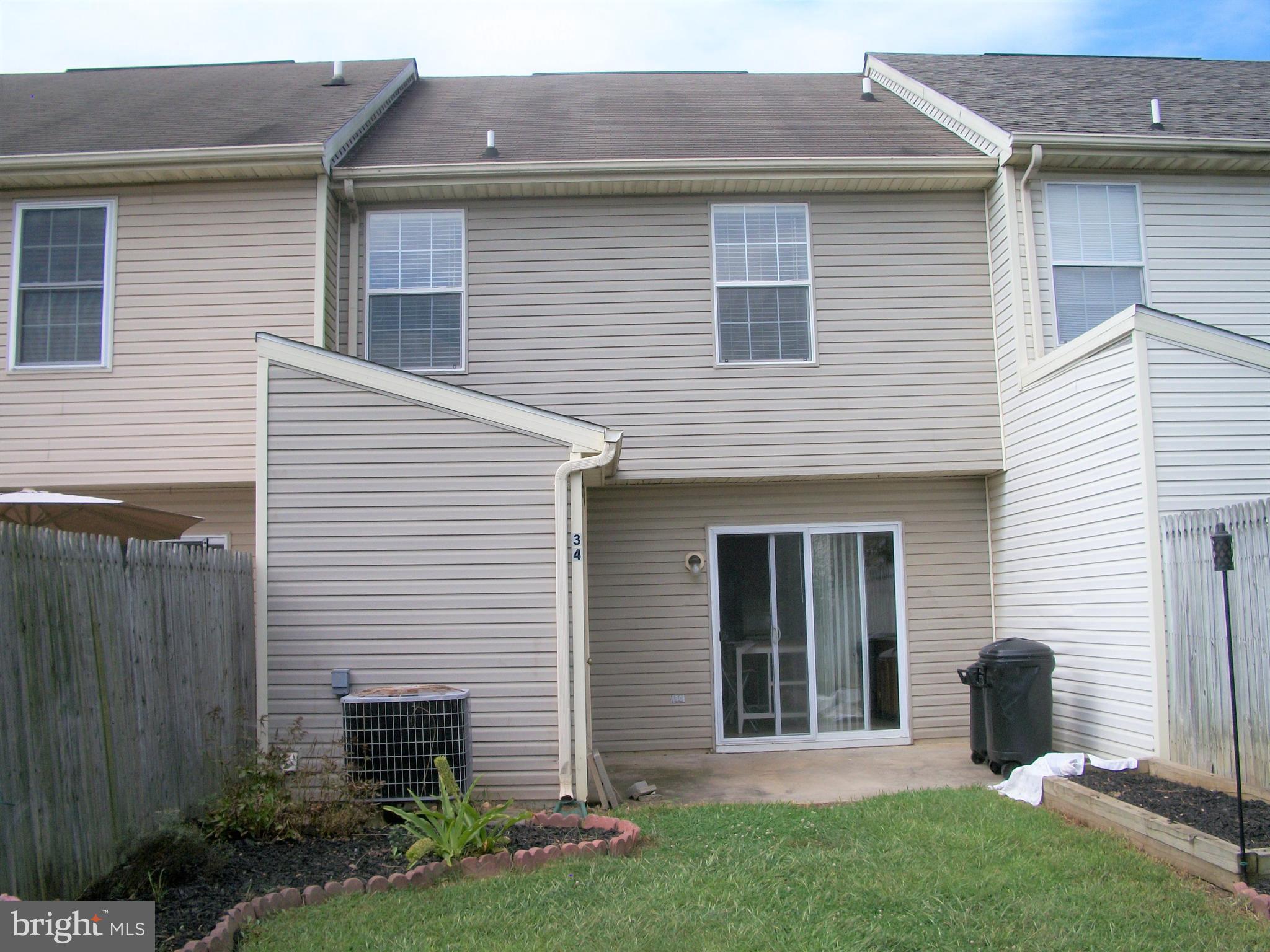 34 CHARTWELL COURT
