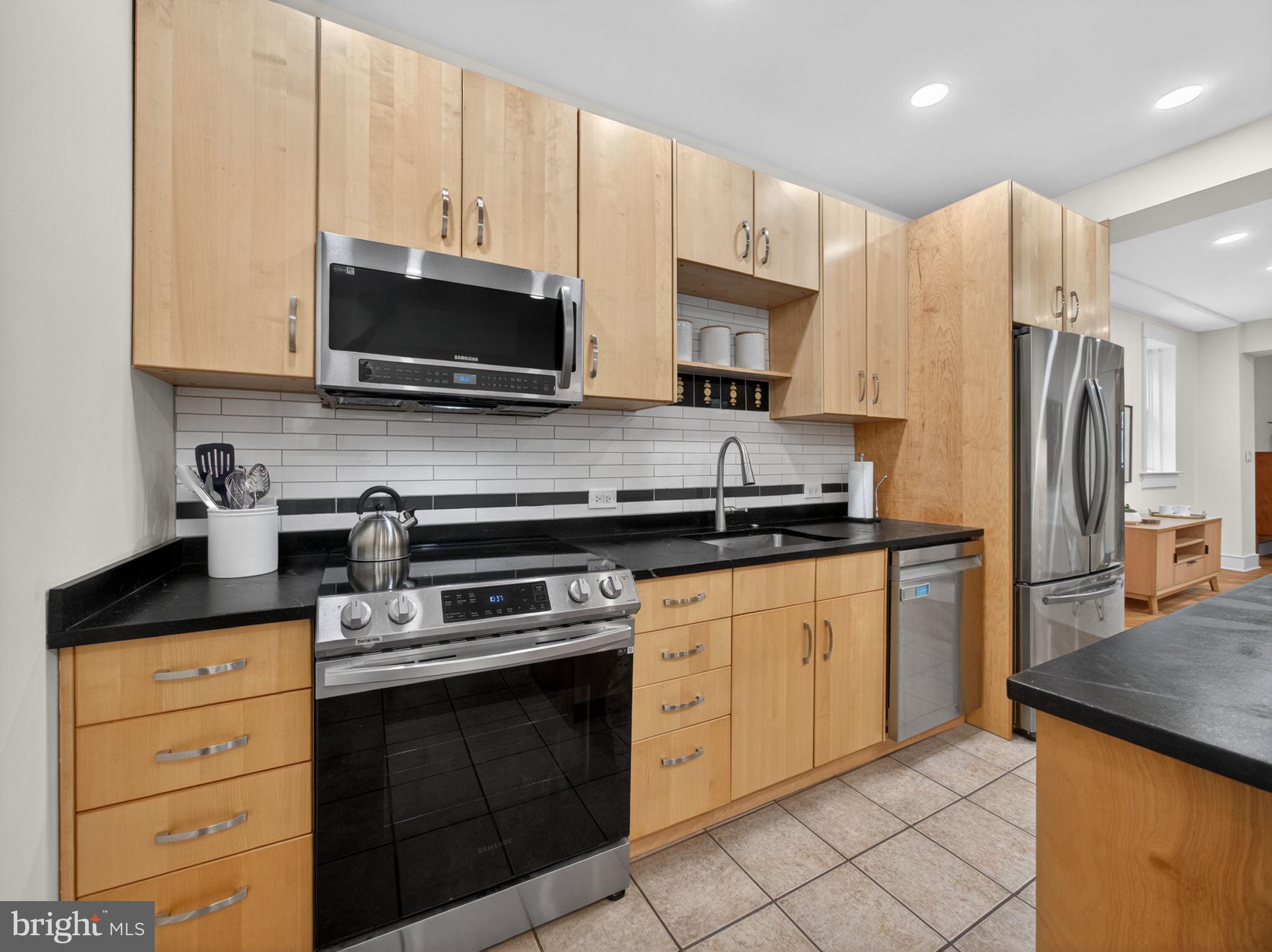 OLDE KENSINGTON - Residential Income