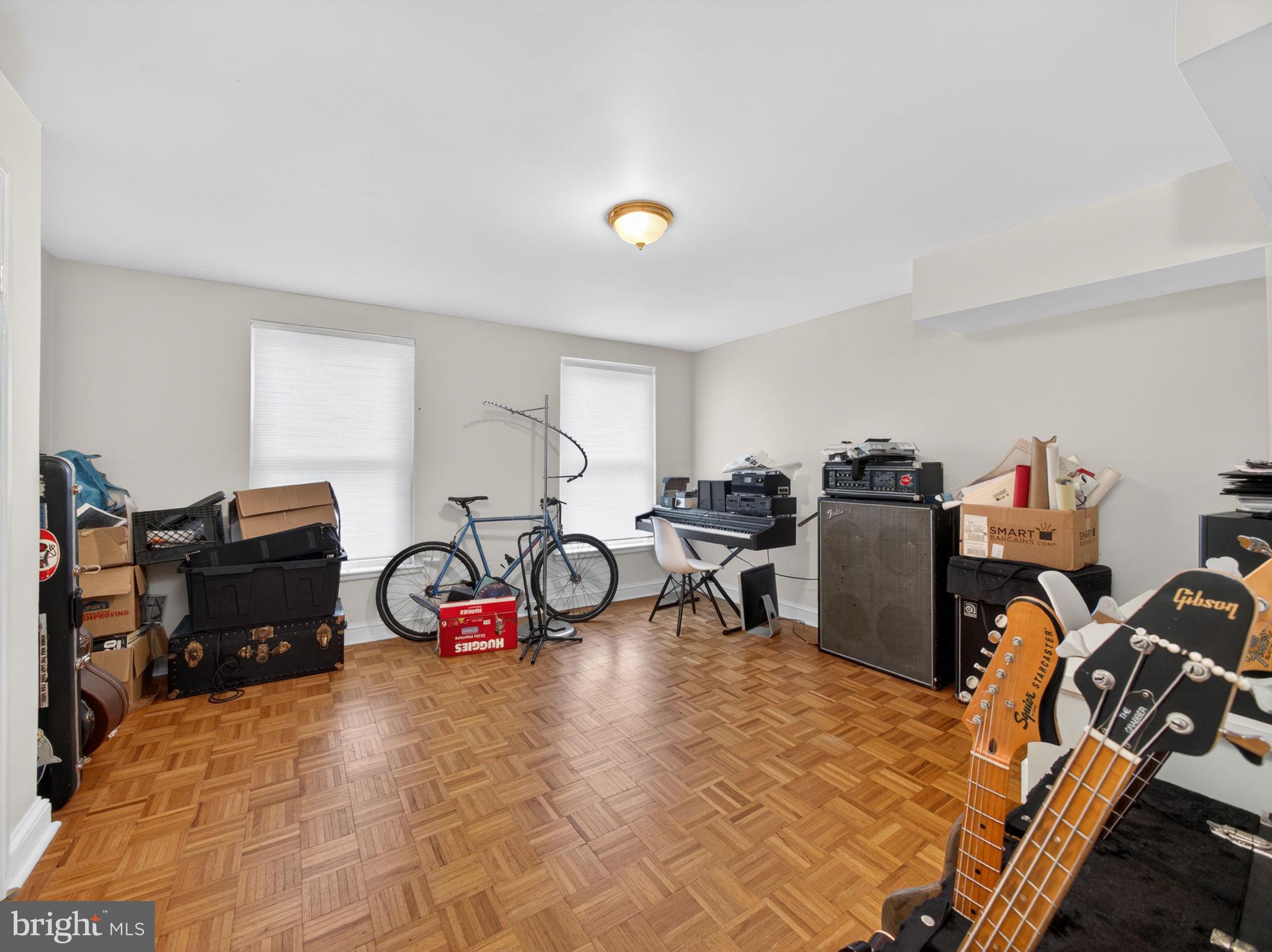 OLDE KENSINGTON - Residential Income
