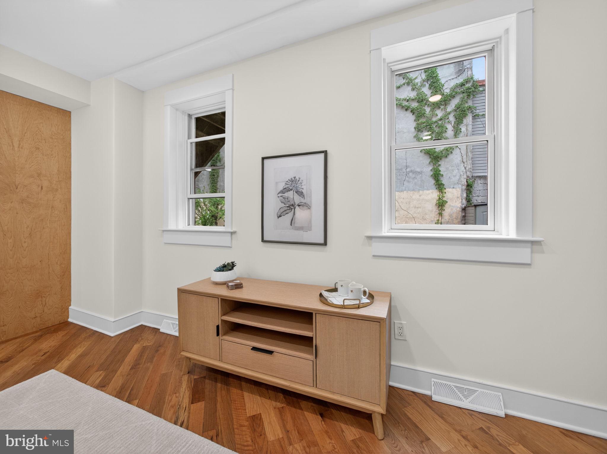 OLDE KENSINGTON - Residential Income