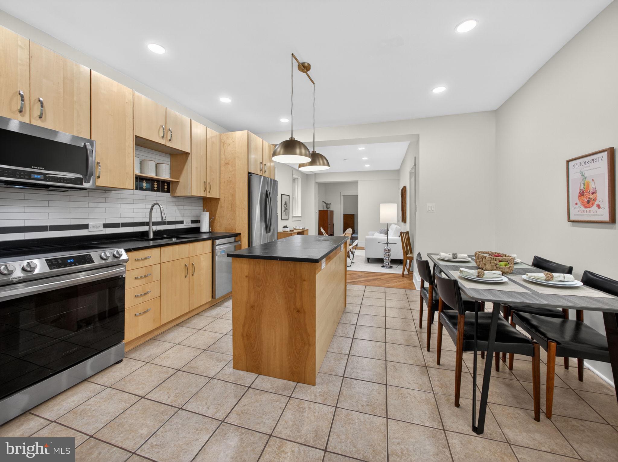 OLDE KENSINGTON - Residential Income