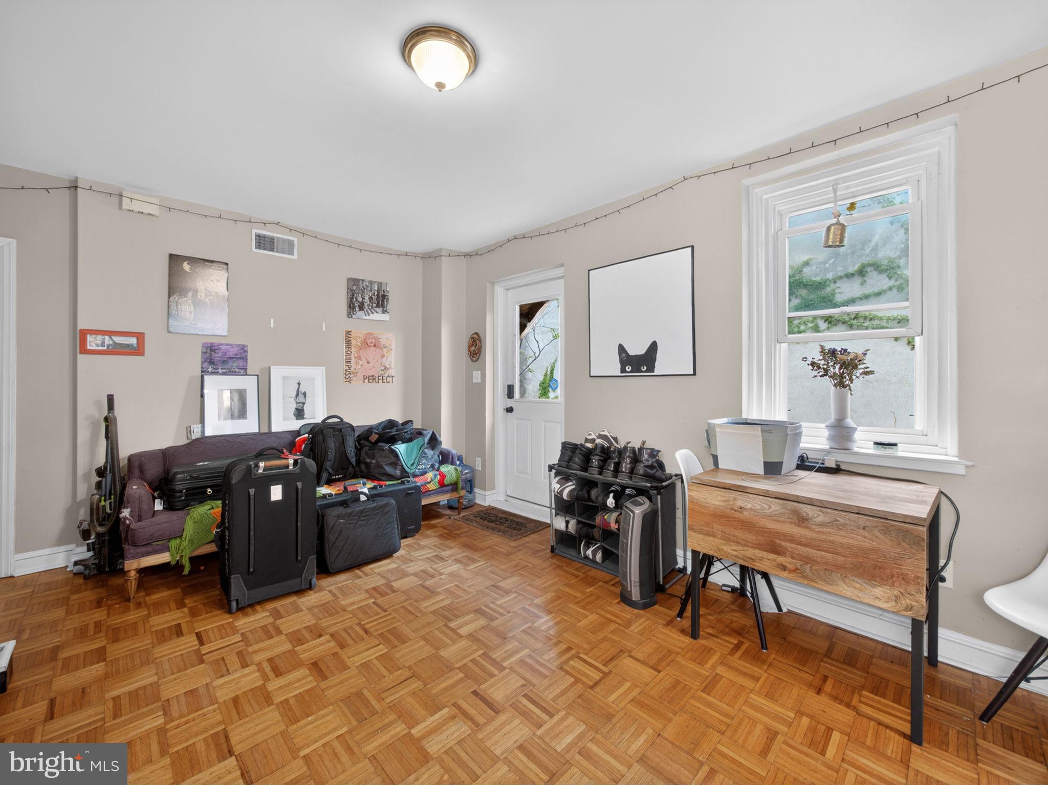 OLDE KENSINGTON - Residential Income