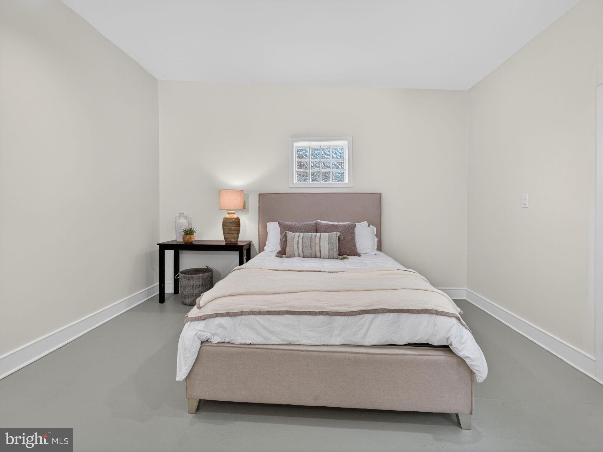 OLDE KENSINGTON - Residential Income