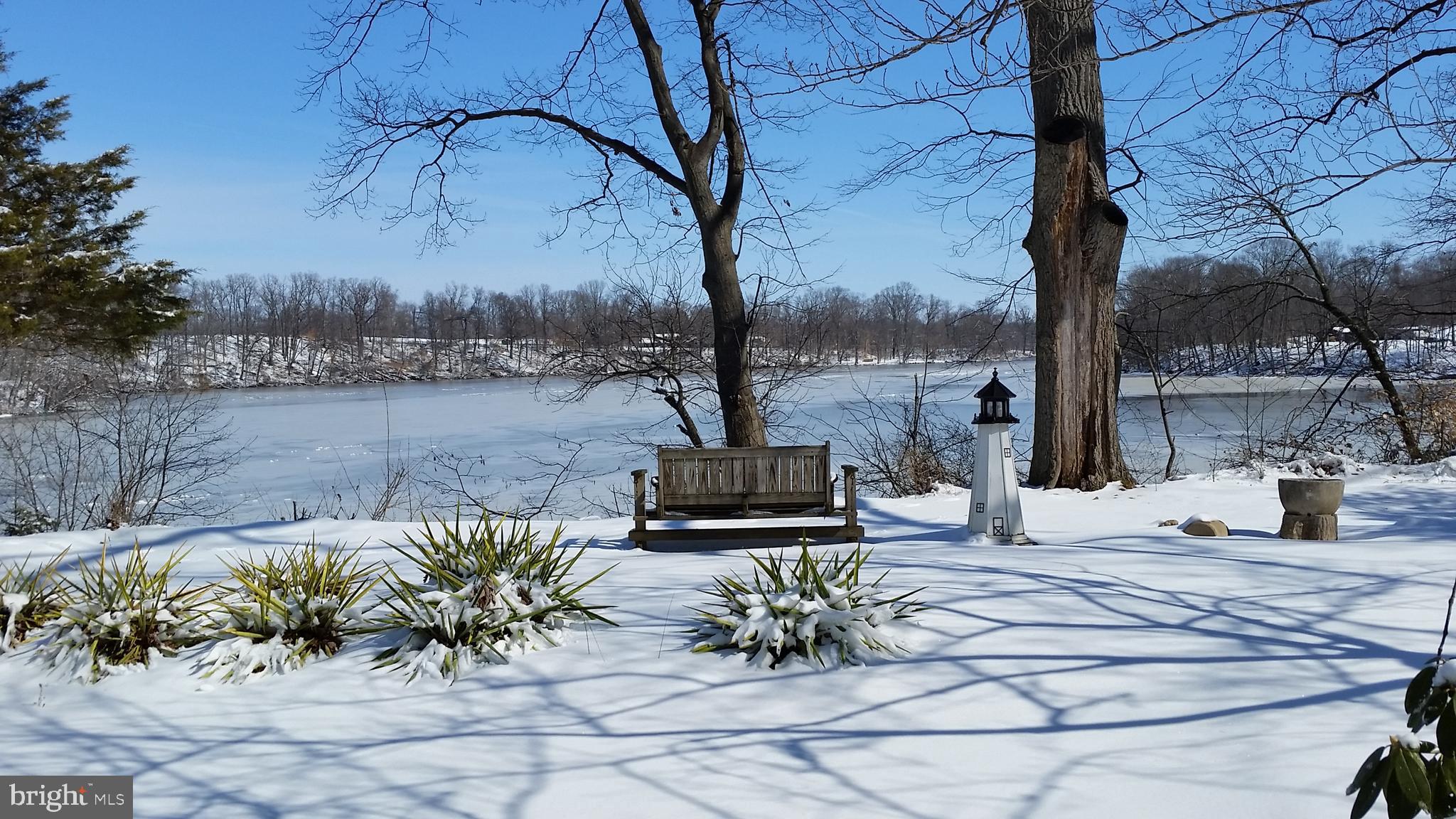 PLEASANT COVE - Residential