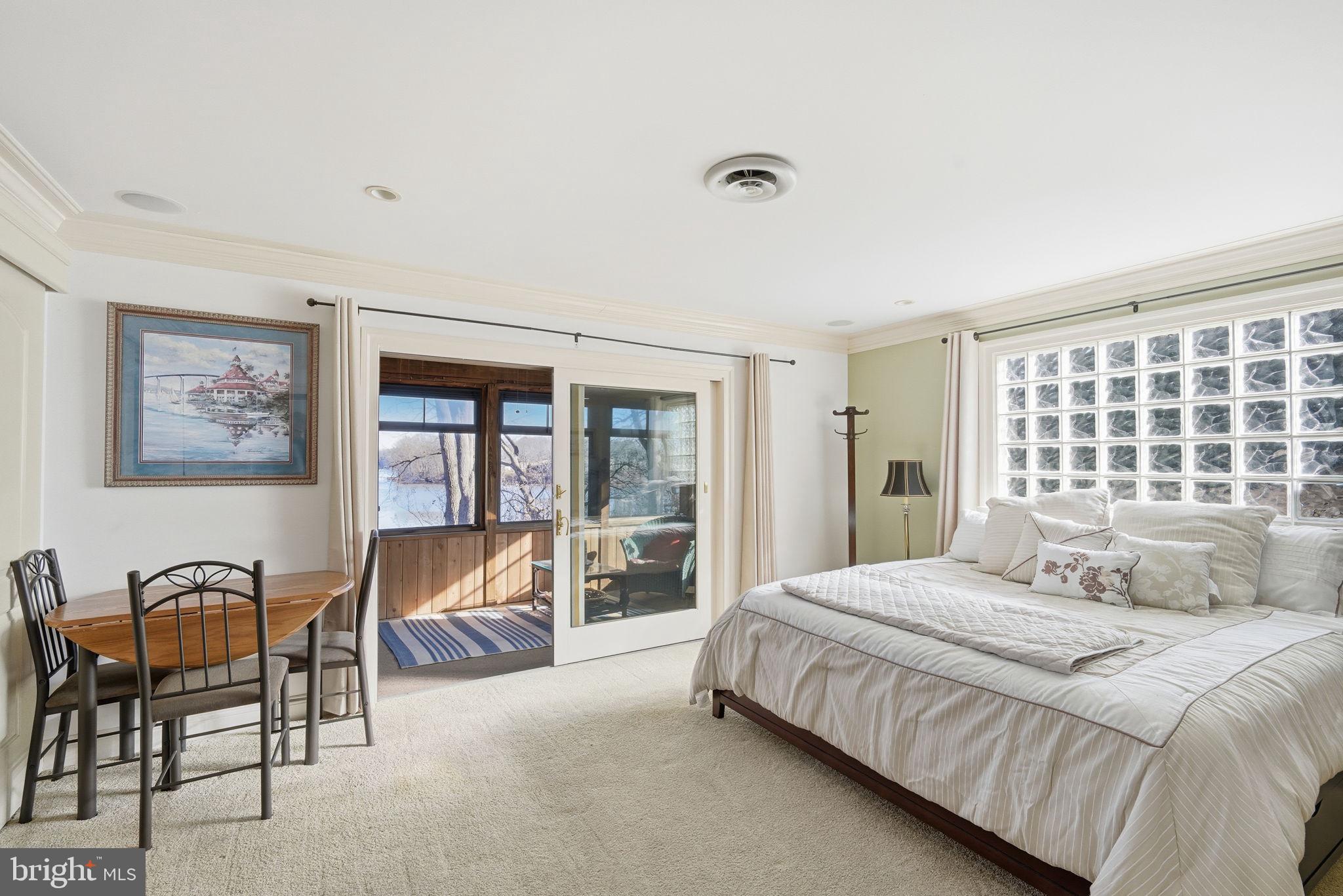 PLEASANT COVE - Residential