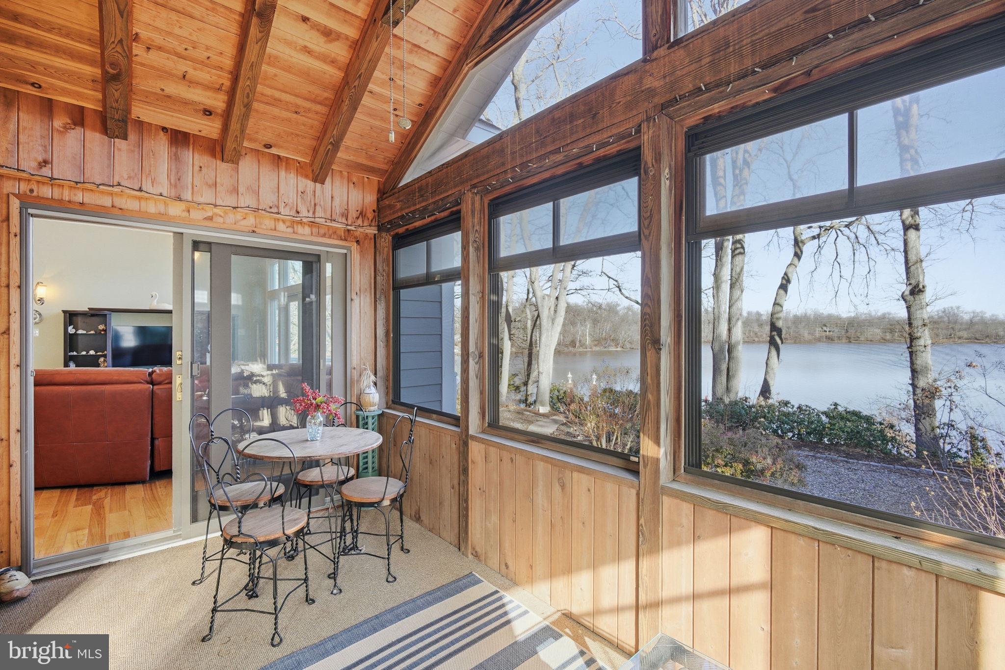 PLEASANT COVE - Residential