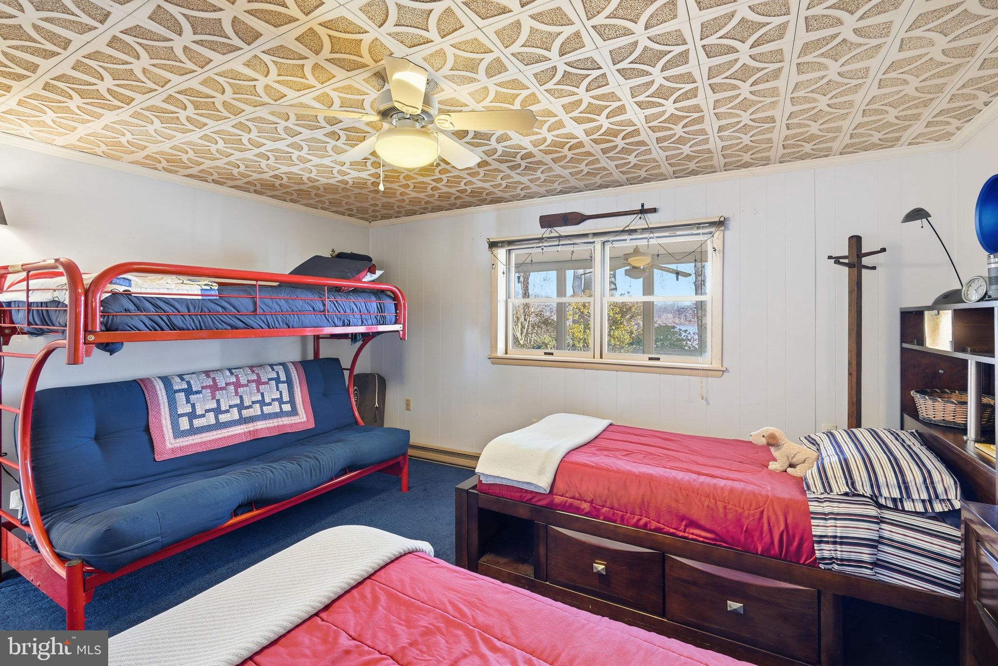 PLEASANT COVE - Residential