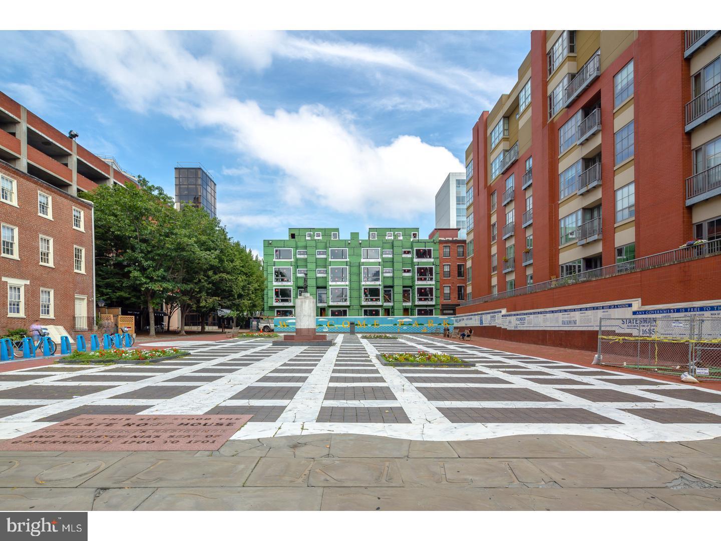 SOCIETY HILL - Residential