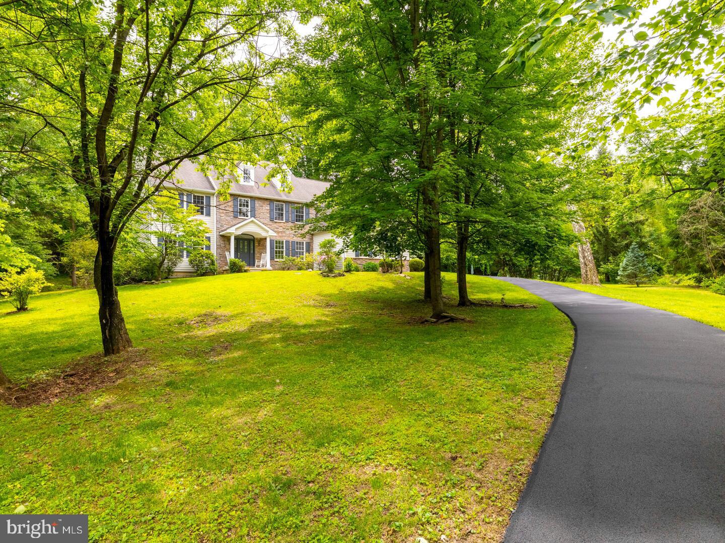 MEADOWBROOK - Residential