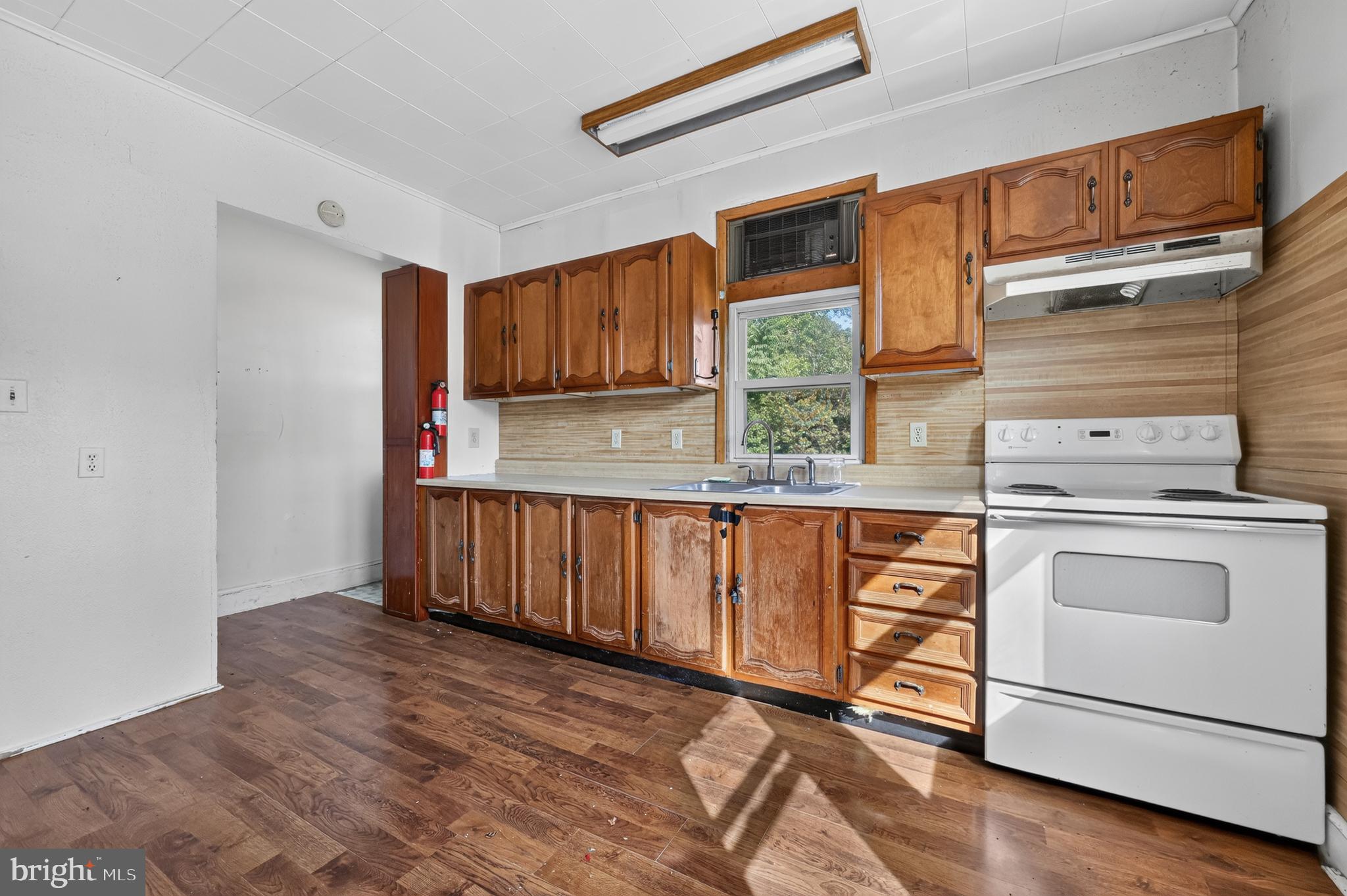 1022 BLACK HORSE PIKE
