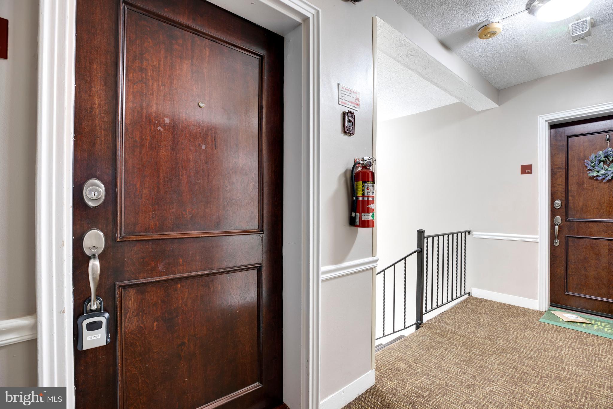 820B S WASHINGTON STREET 325