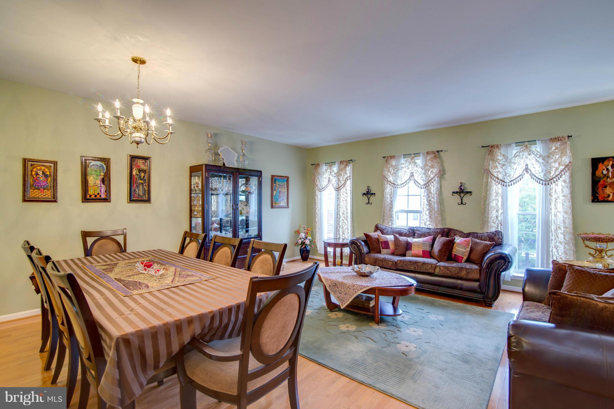 TALL OAKS - Residential Lease