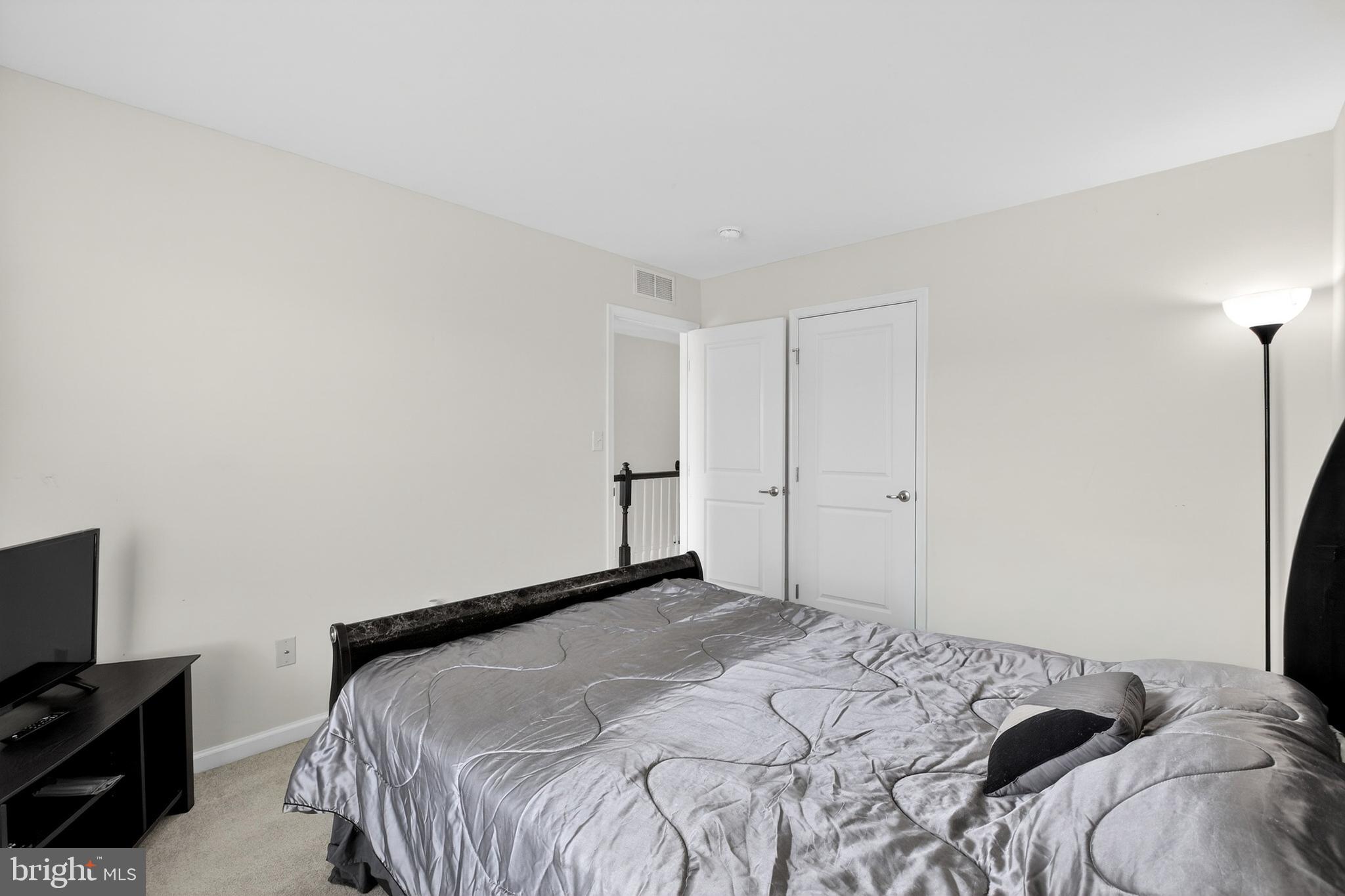 HIGH HOOK FARMS - Residential