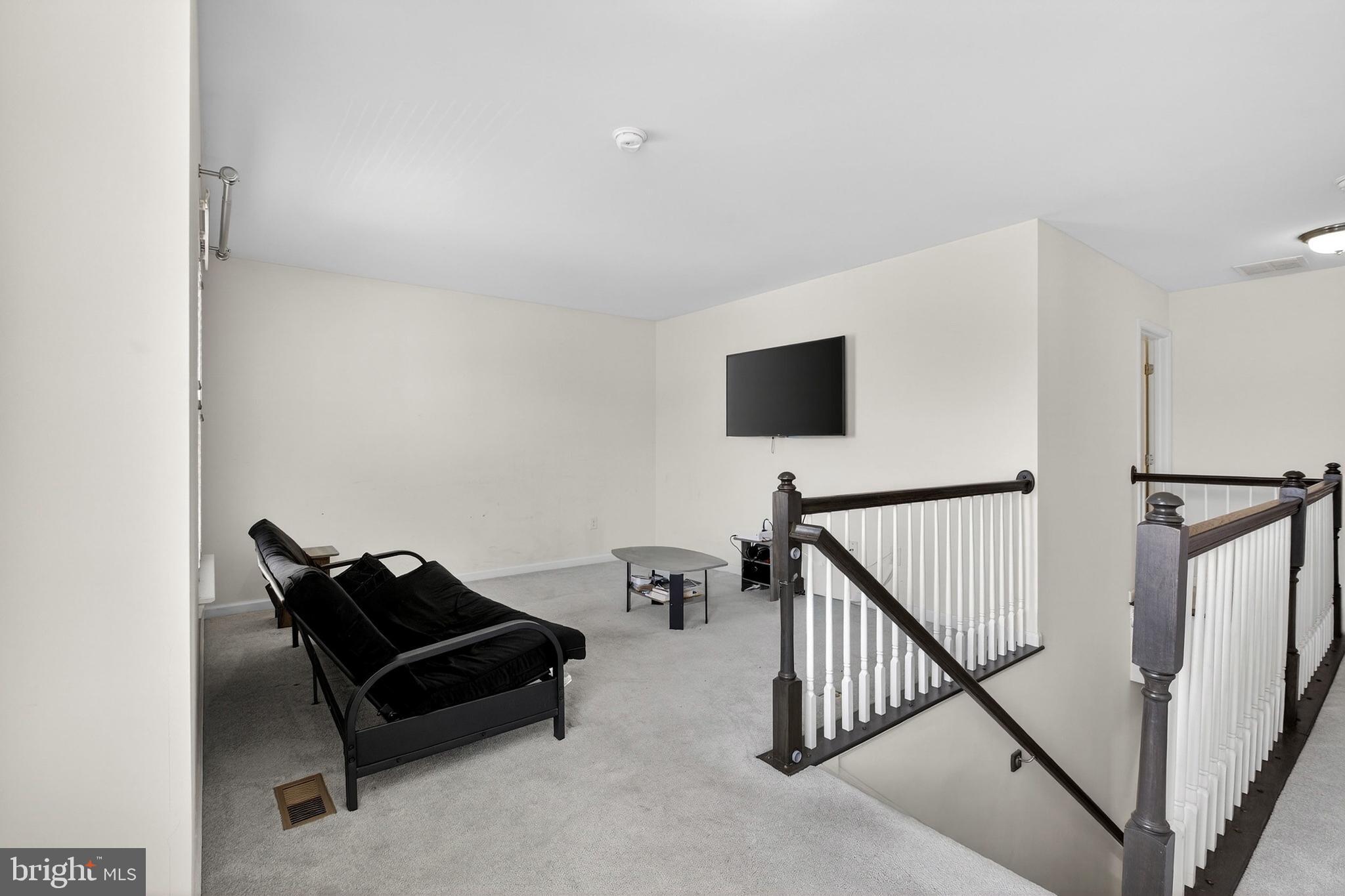 HIGH HOOK FARMS - Residential