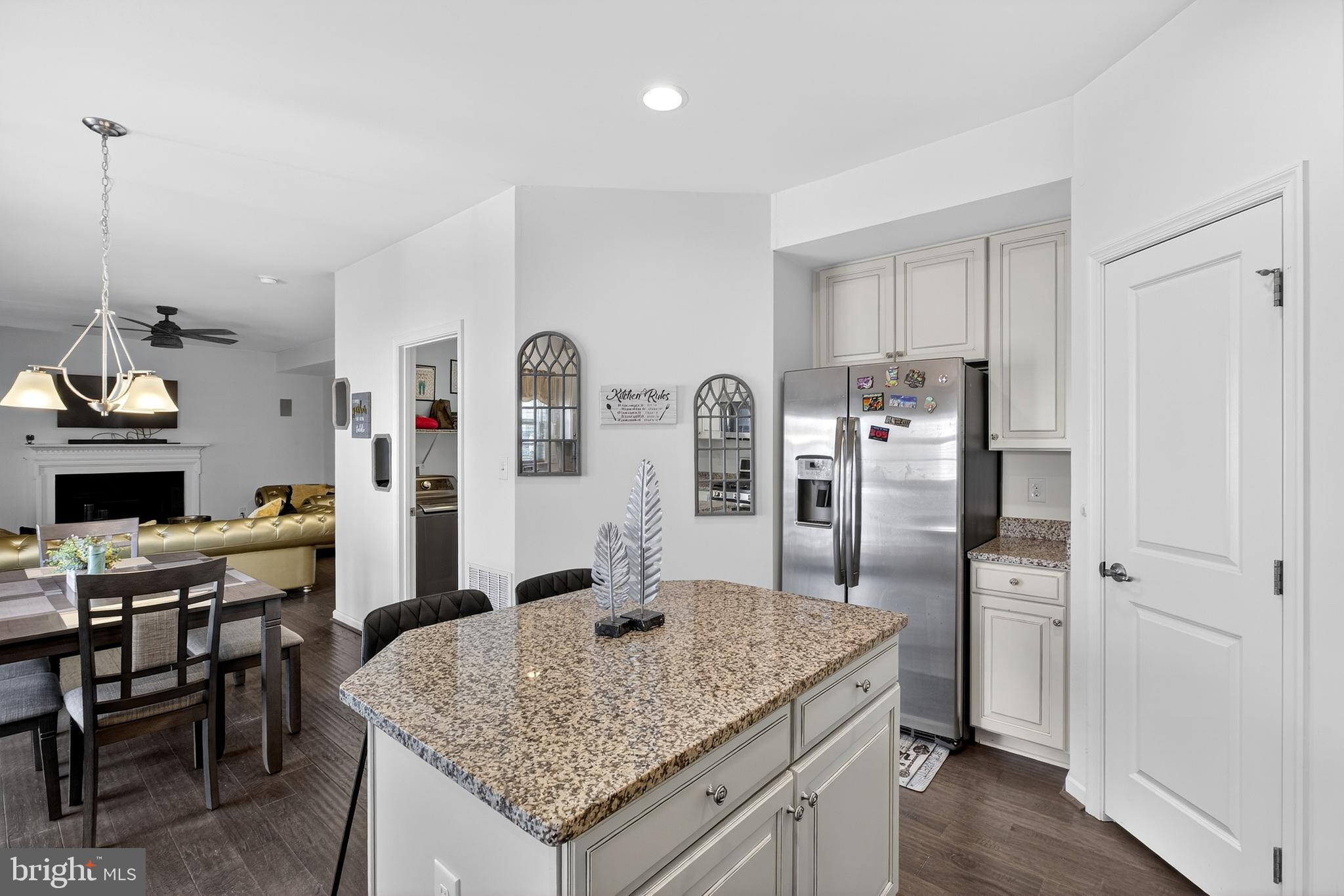 HIGH HOOK FARMS - Residential