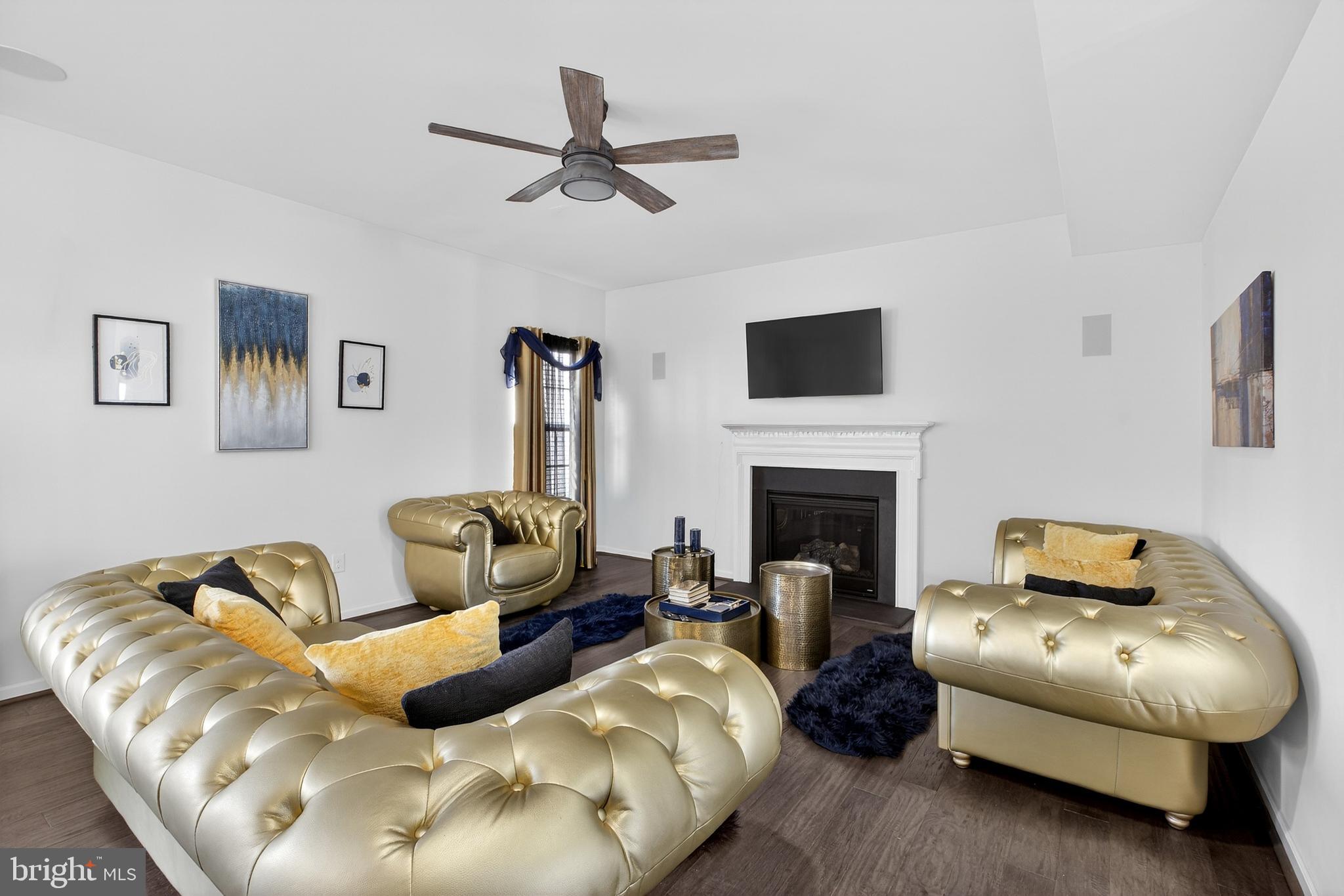 HIGH HOOK FARMS - Residential