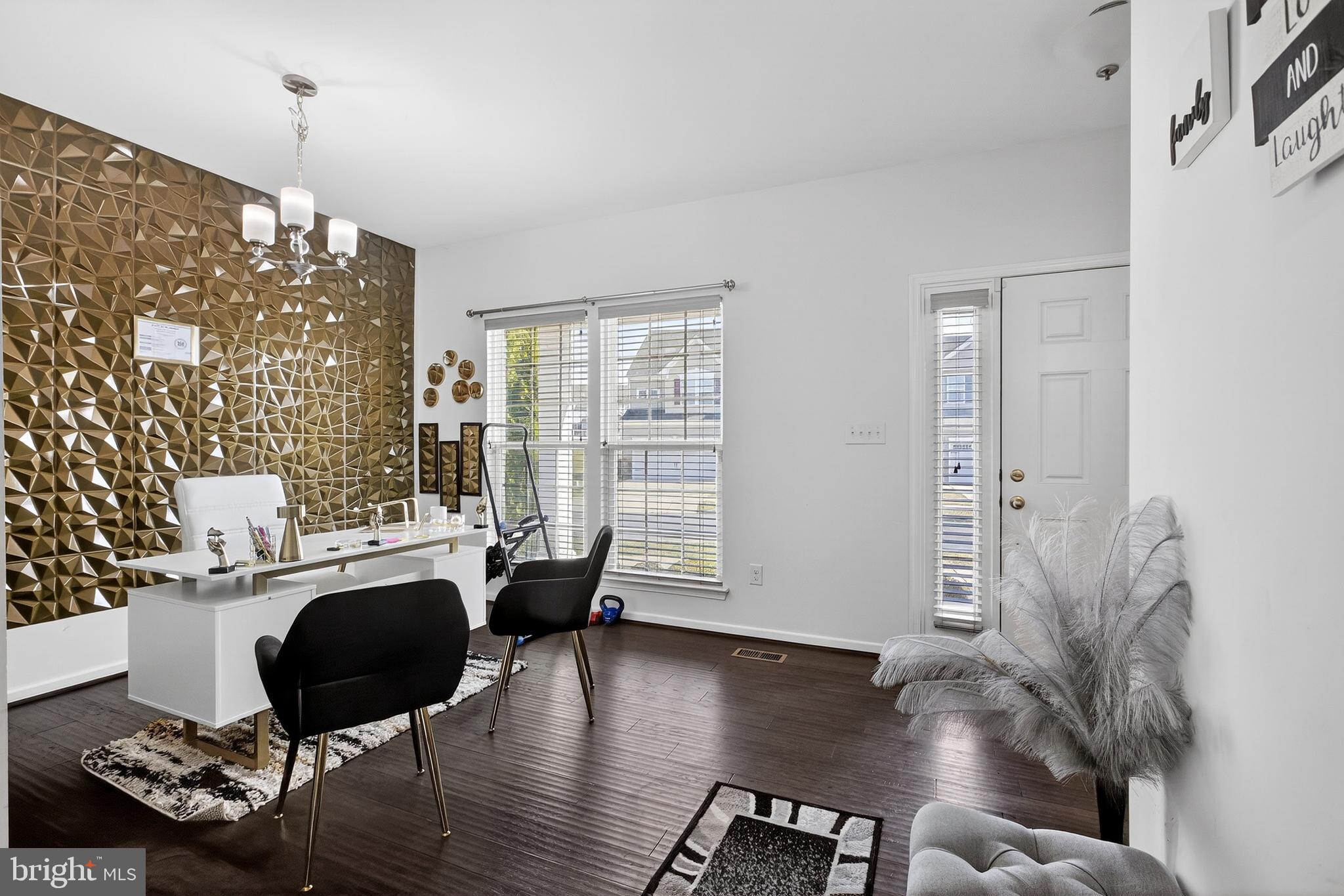 HIGH HOOK FARMS - Residential