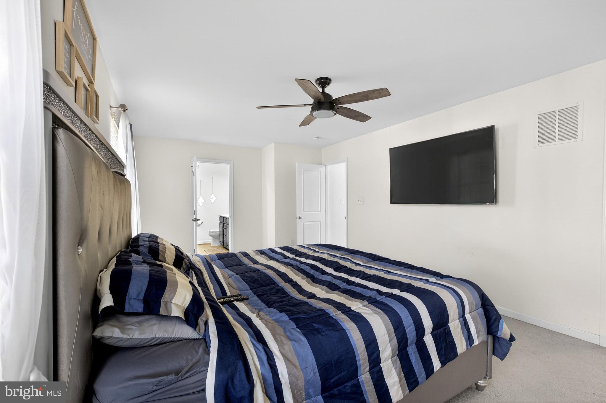 HIGH HOOK FARMS - Residential