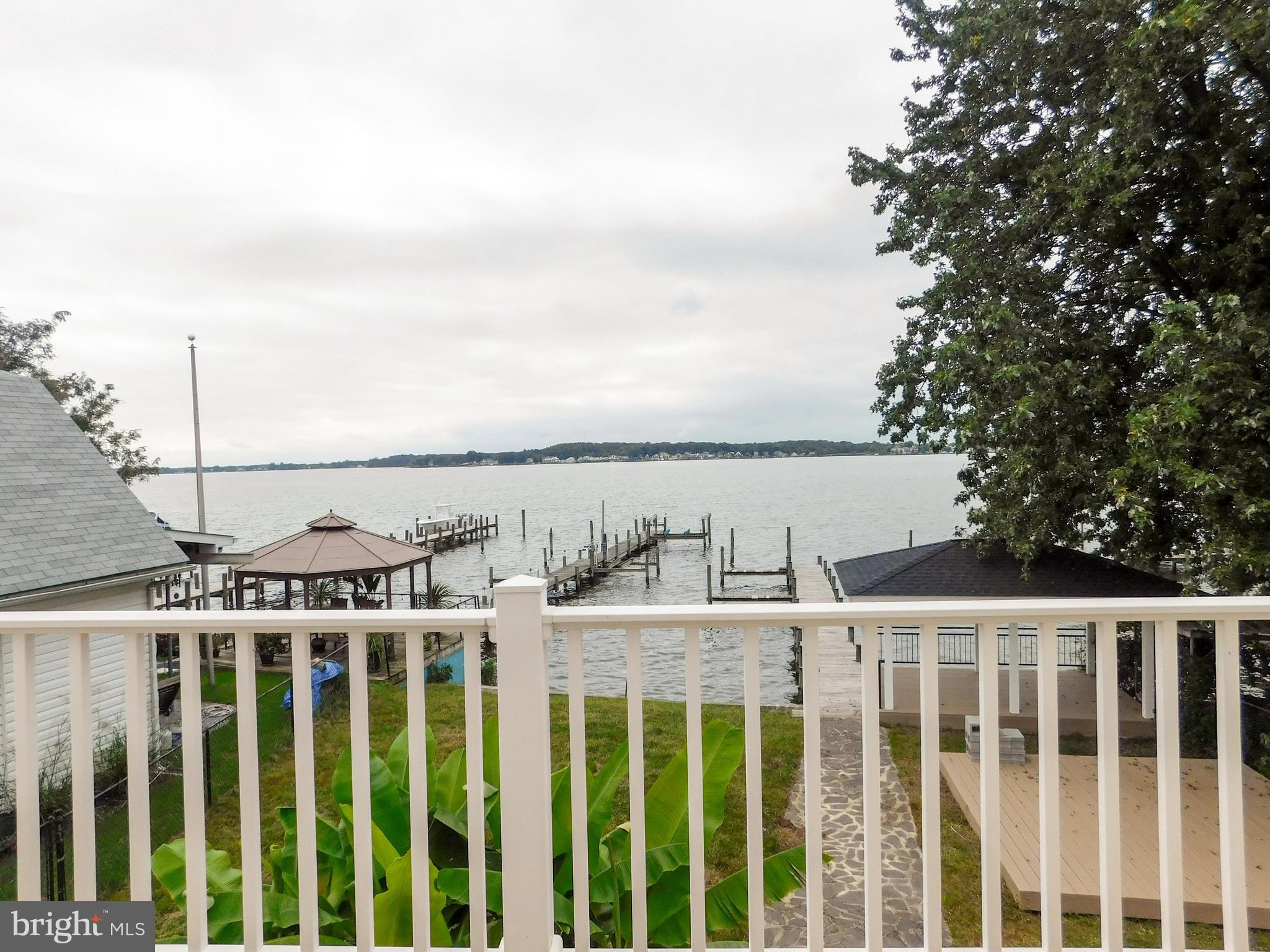 HYDE PARK - Residential