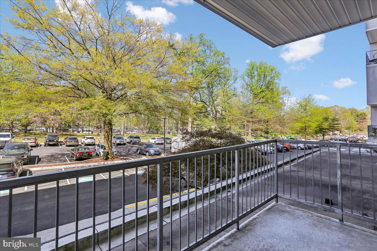 WHITEHALL - Residential