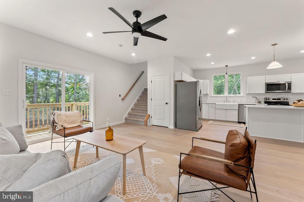 LAKE OF THE WOODS - Residential