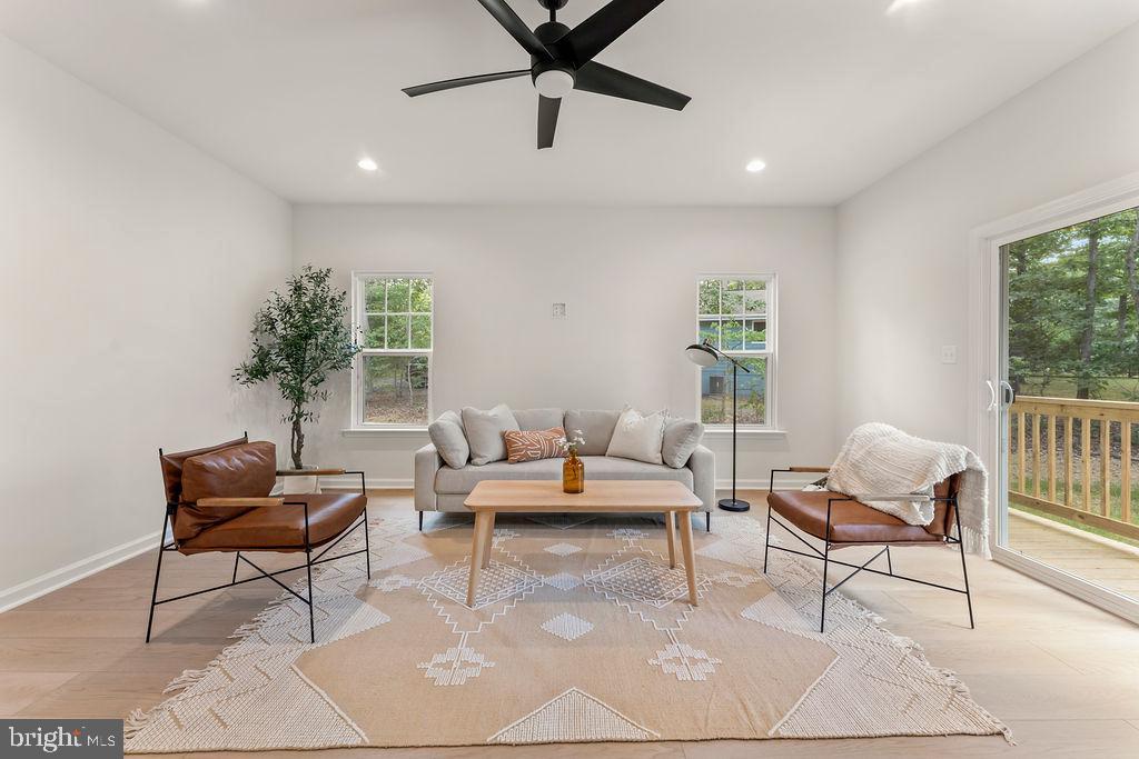 LAKE OF THE WOODS - Residential