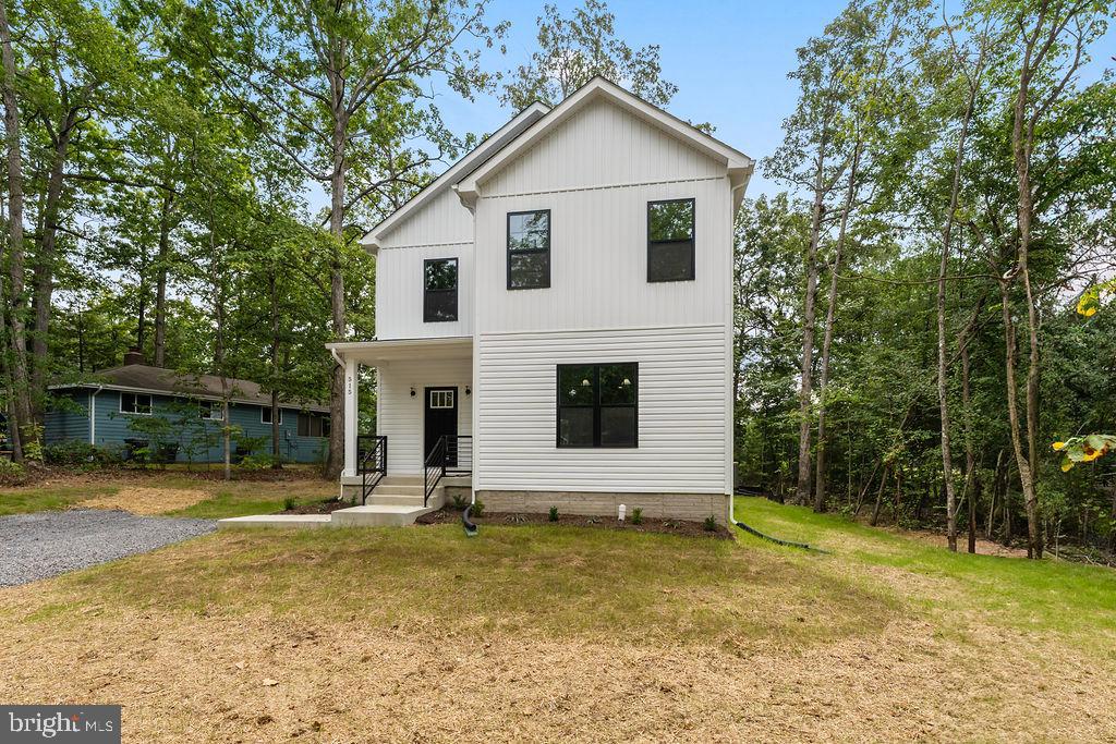 LAKE OF THE WOODS - Residential