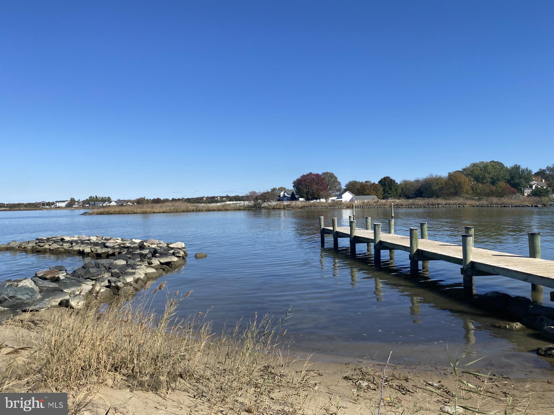 BAY CITY - Residential