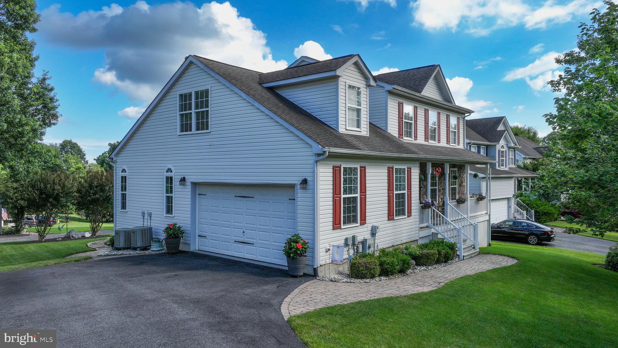 SELBY RIDGE - Residential