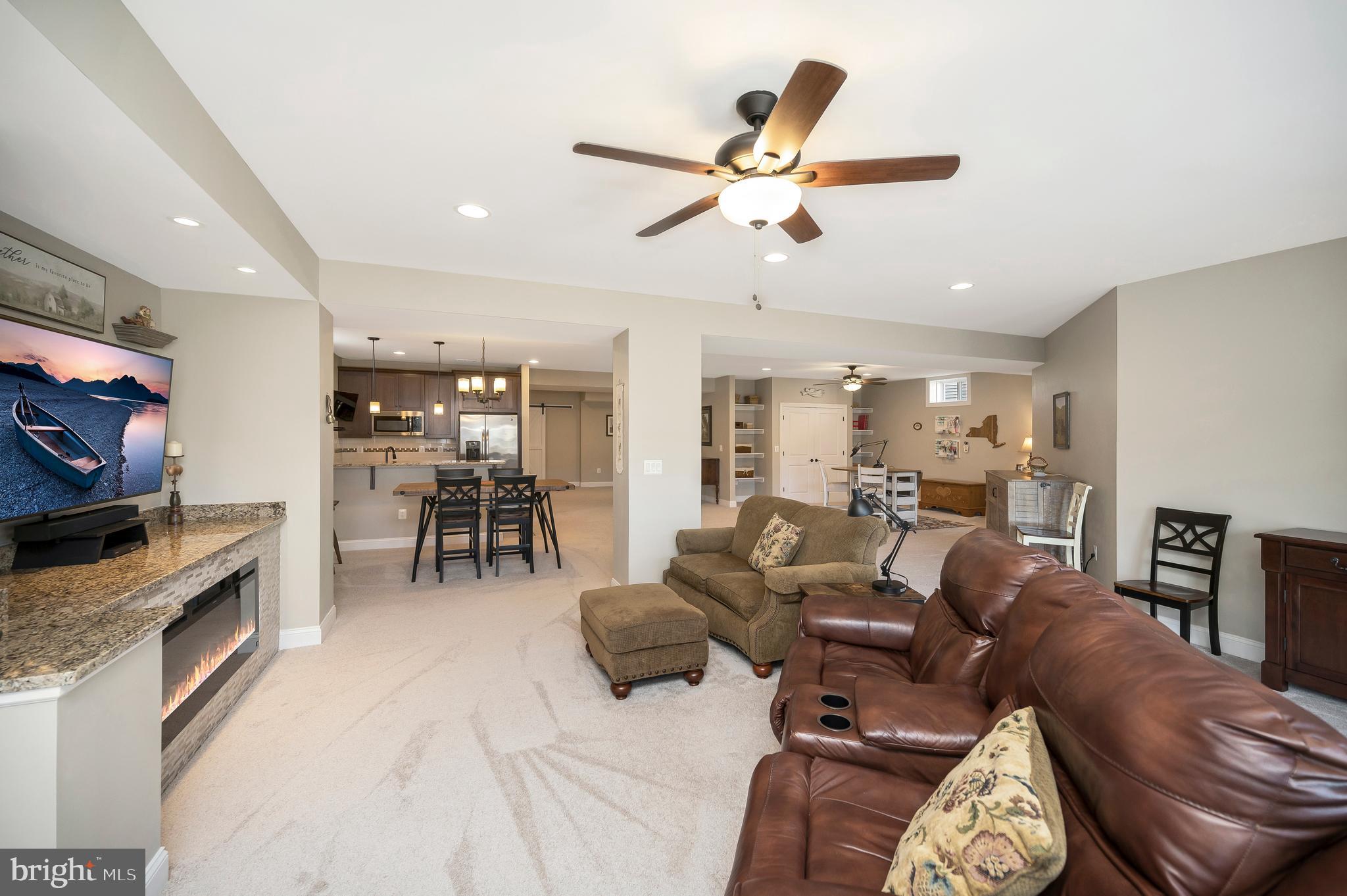 REGENCY AT CHANCELLORSVILLE - Residential