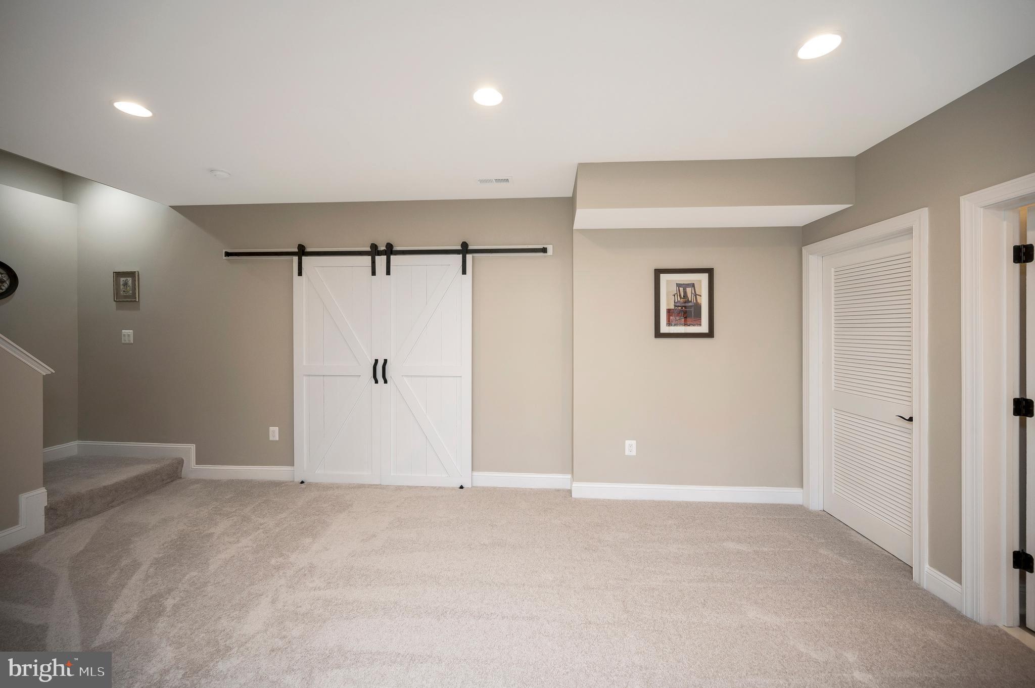 REGENCY AT CHANCELLORSVILLE - Residential