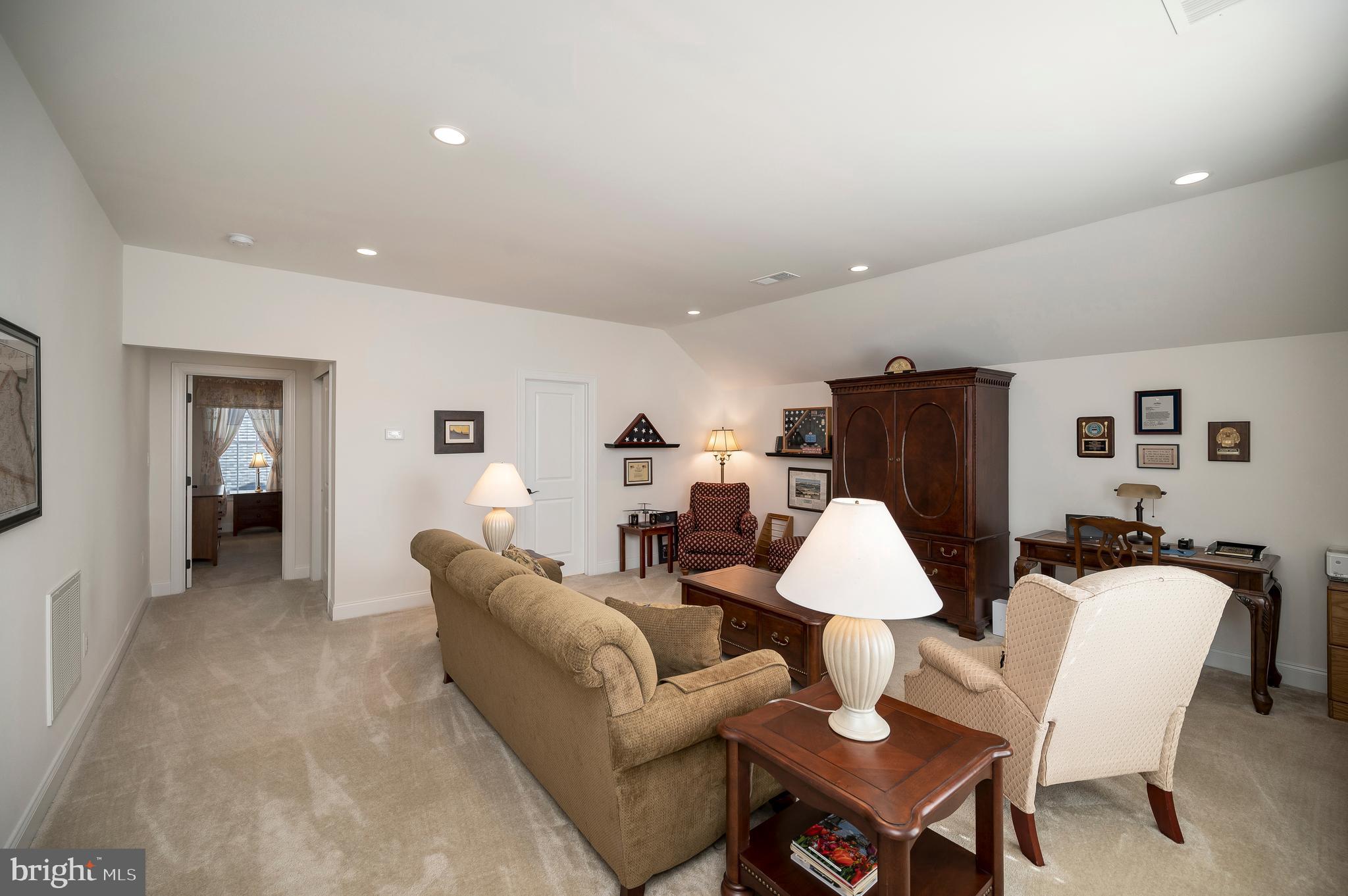 REGENCY AT CHANCELLORSVILLE - Residential