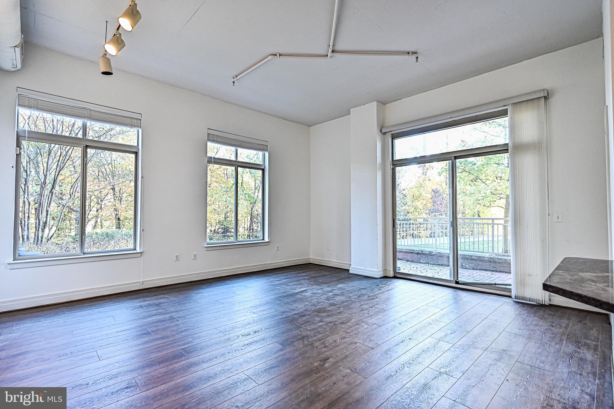 ELAN AT EAST MARKET - Residential Lease