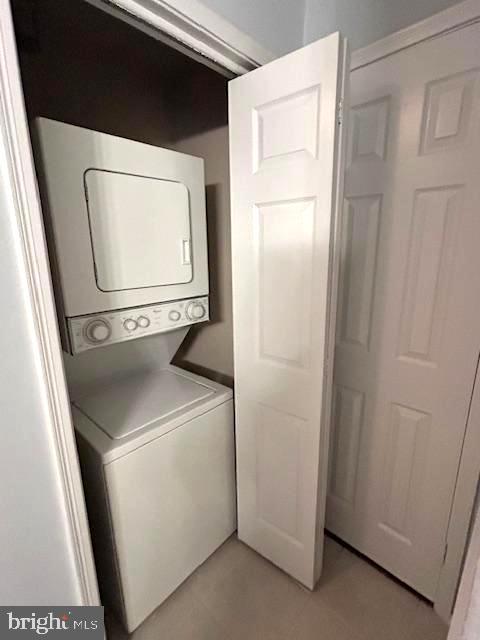 POINTE AT PARK CENTER - Residential