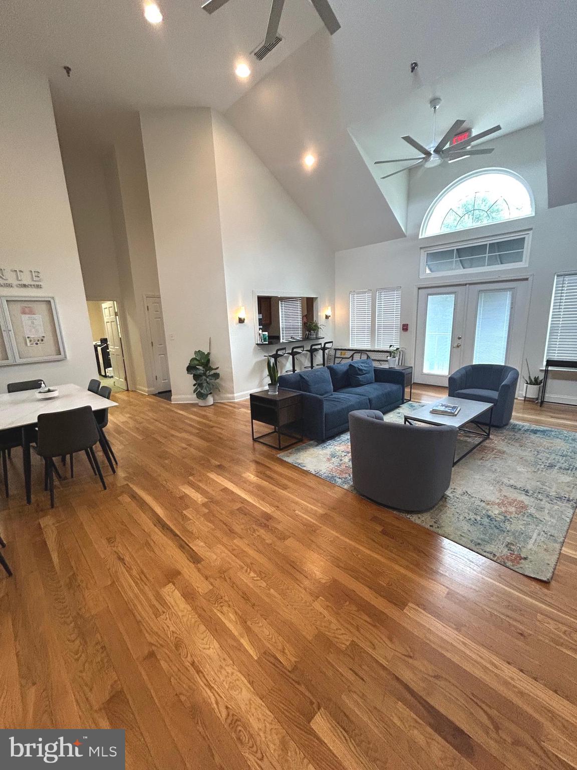 POINTE AT PARK CENTER - Residential