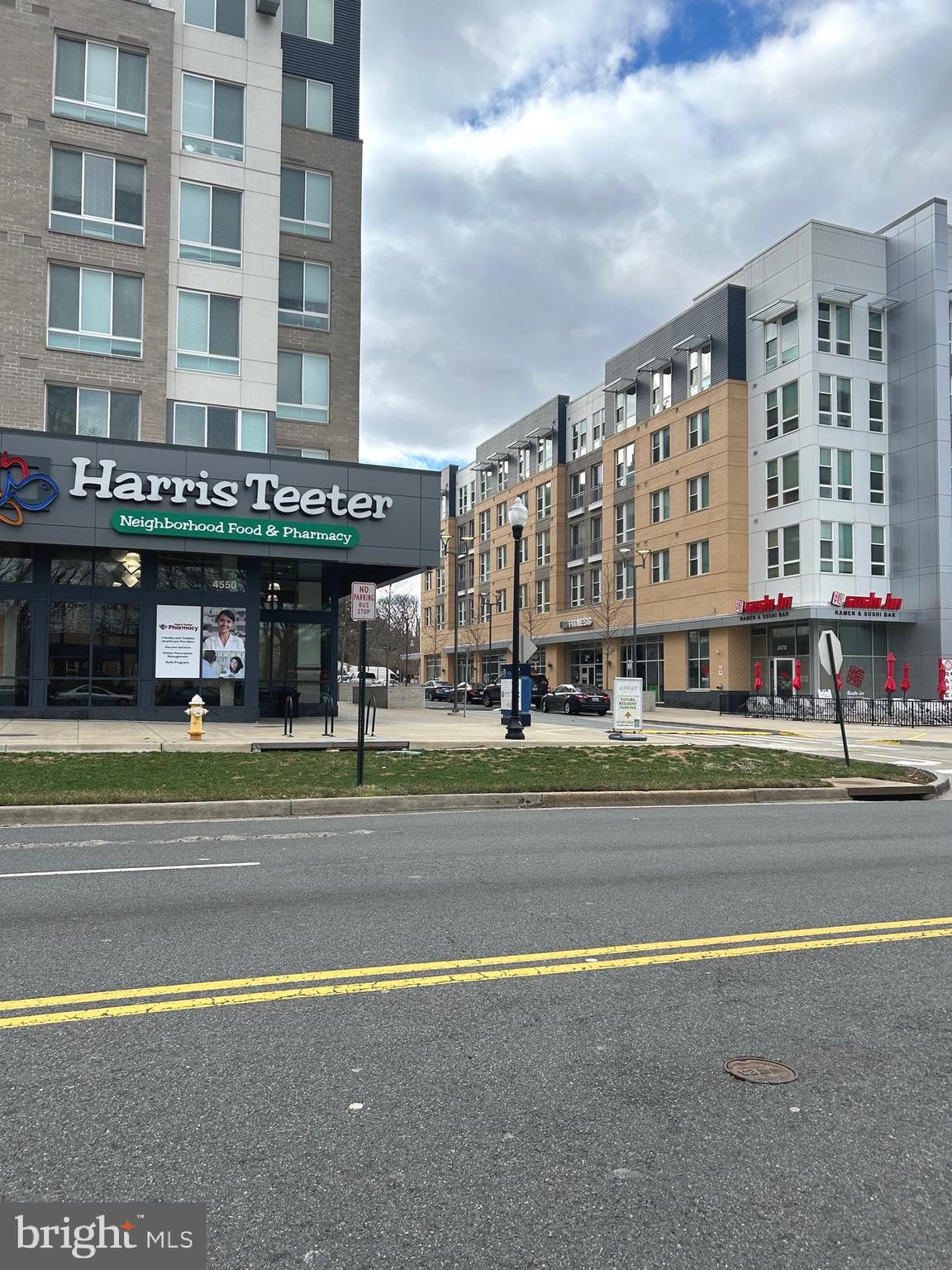 POINTE AT PARK CENTER - Residential